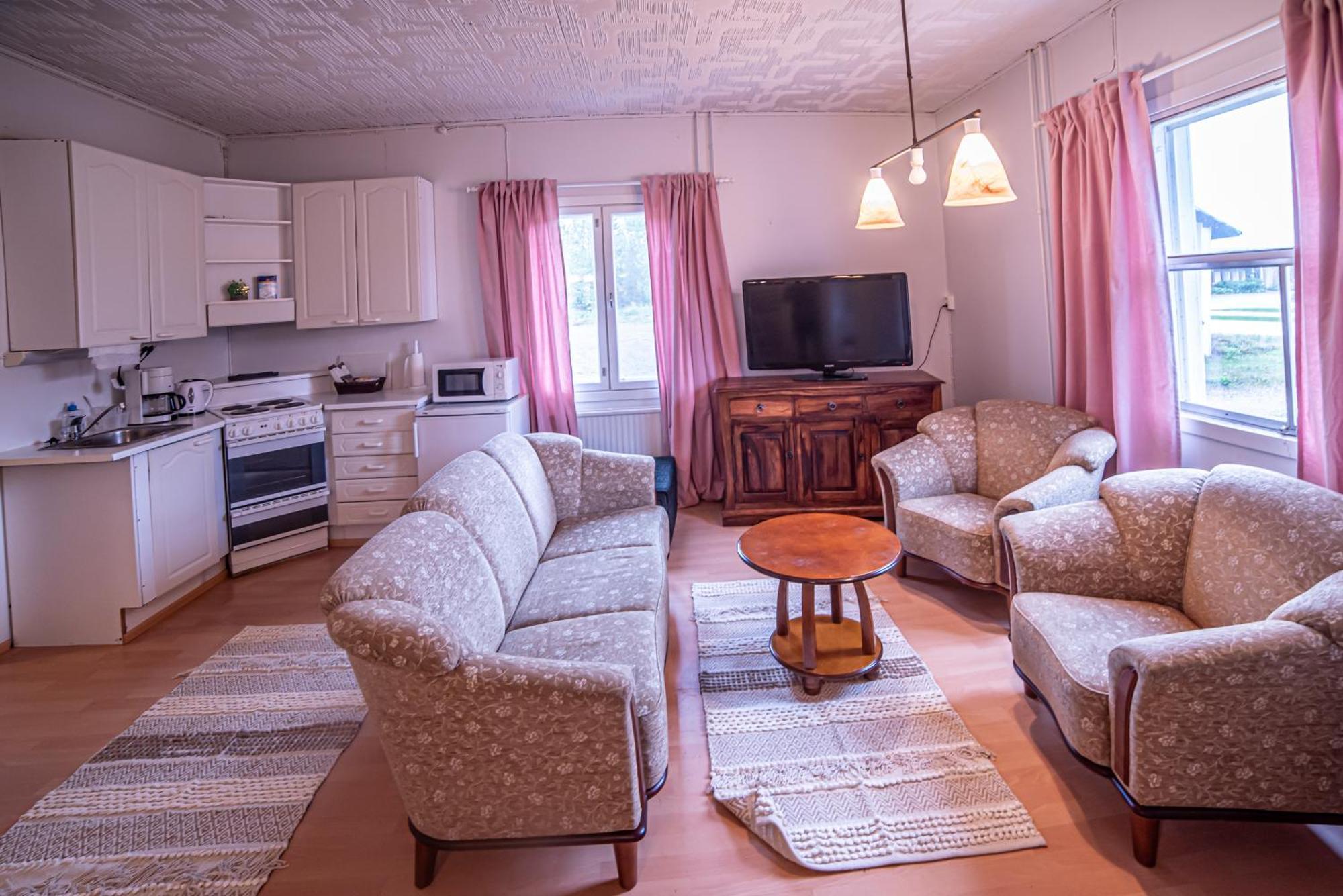 Arctic Guesthouse & Igloos Ranua Ngoại thất bức ảnh